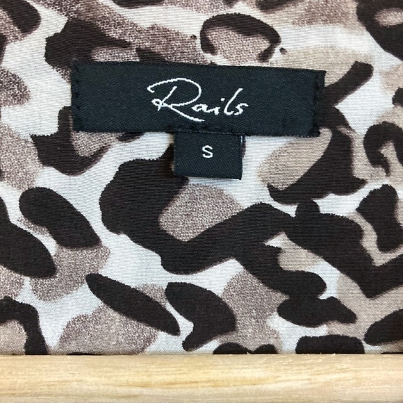 RAILS Rebel Natural Spotted Animal Print Silk Shirt Blouse - Picture 4 of 10